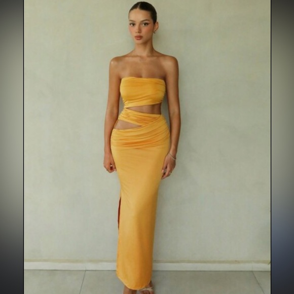 NWT SHEIN Bae Orange Cutout Dress - Picture 1 of 4